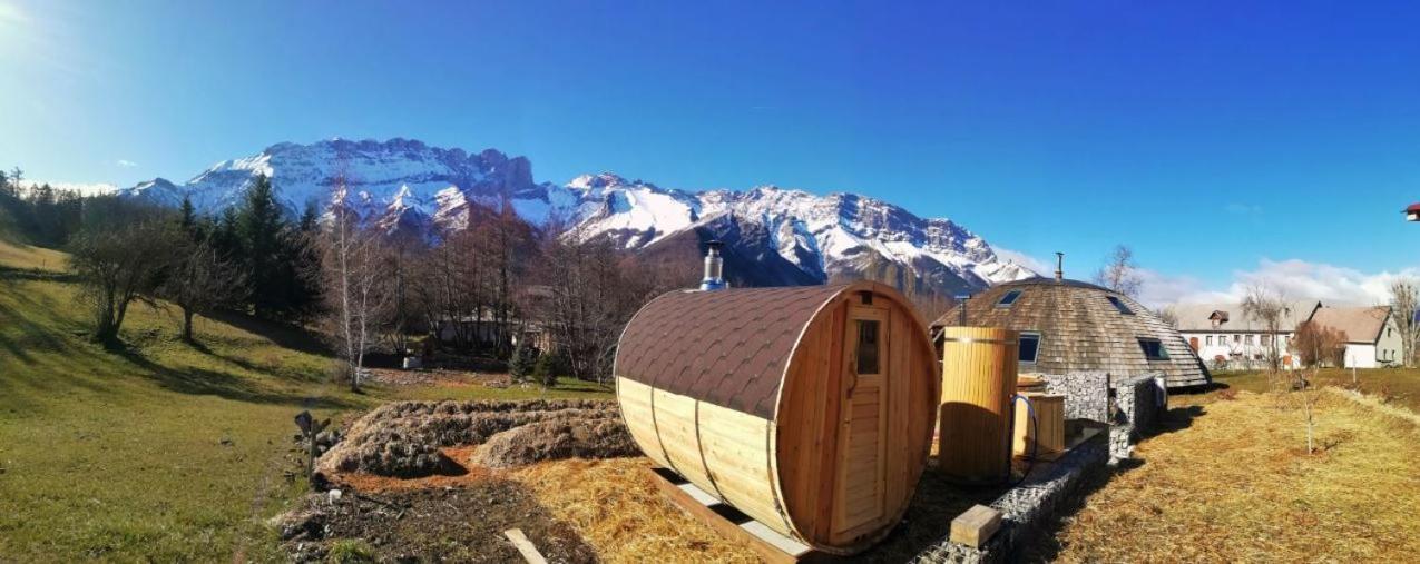 Au-Dela des Nuages, Maison d'hôtes insolite&SPA Aubessagne Exterior foto
